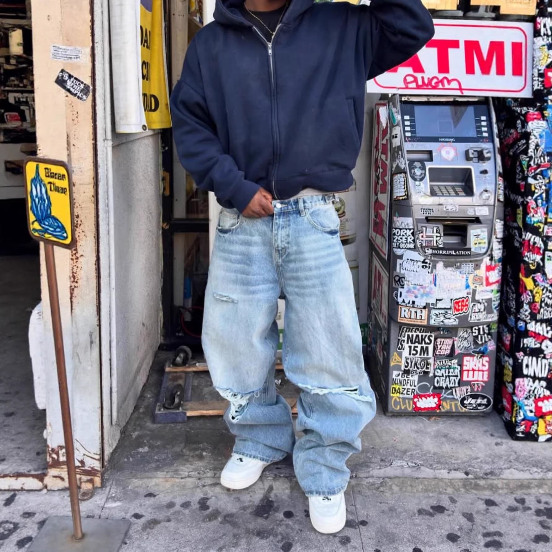 High-street American-style Ripped Jeans For Men